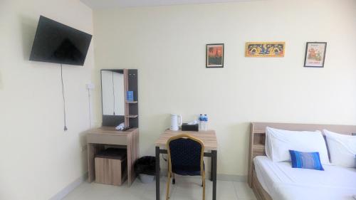 Shady Palms Guest House Cha Am Beach 4