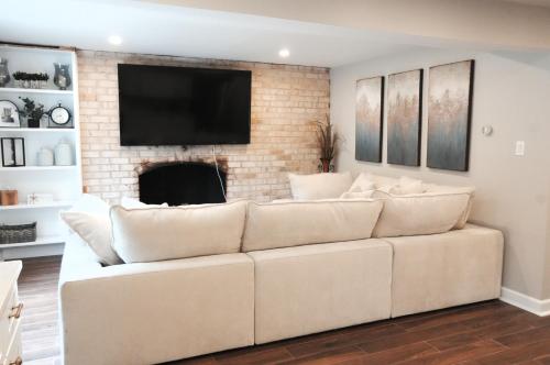 The Fredericksburg Retreat Cozy 2BR Guest Suite - image 3