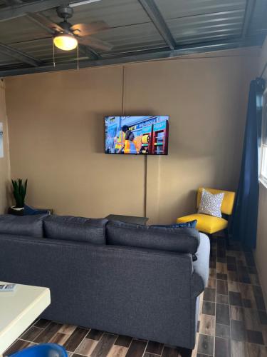 Vybavení, Cozy Comfy Budget Friendly in Claxton Bay