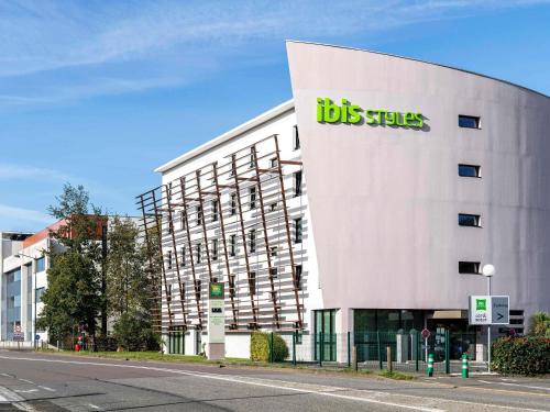 Location g�te, chambres d'hotes ibis Styles Rennes Cesson dans le d�partement Ille et Vilaine 35