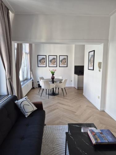 Modern Studio & Apartment Roermond in روموند