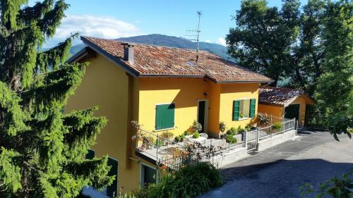 Skats, Pietra di Bismantova Short Lets in Castelnovo neʼ Monti