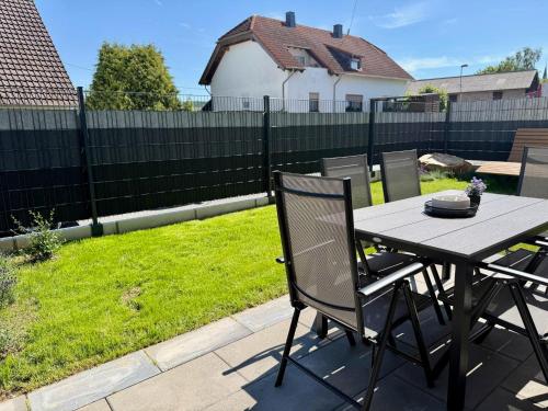 Dārzs, Ferienwohnung zum Buchfeld in Windesheim