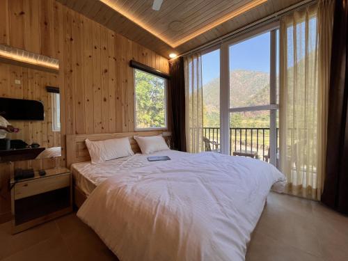 Hotel Dev Darshan in Uttarkashi