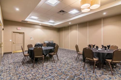 Comfort Inn Plymouth-Minneapolis - image 25