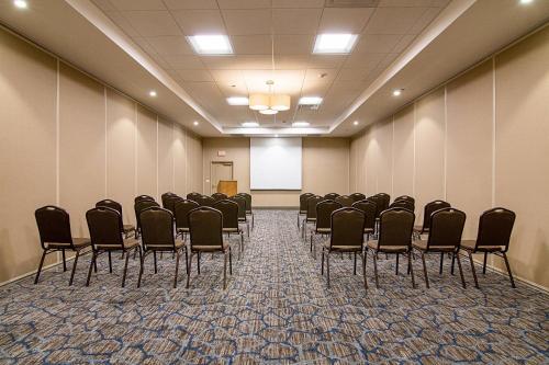 Comfort Inn Plymouth-Minneapolis - image 30