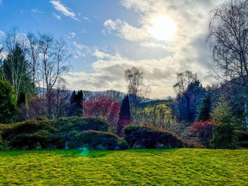 Зовнішній вигляд готелю, Courtyard Cottage in Strathtay