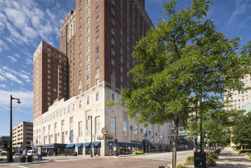 Hilton Milwaukee City Center