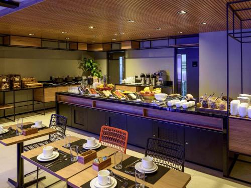 Ételek és italok, Ibis Budget Balneario Camboriu in Balneario Camboriu