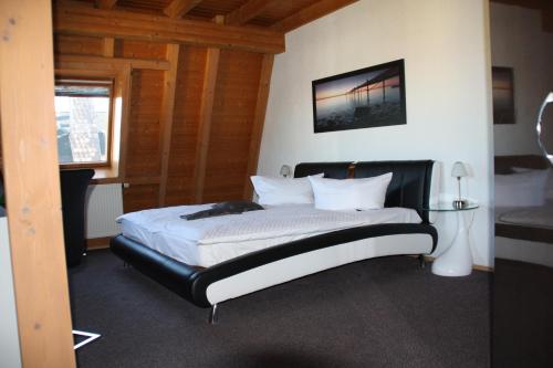 Guestroom, City-Hotel in Plauen