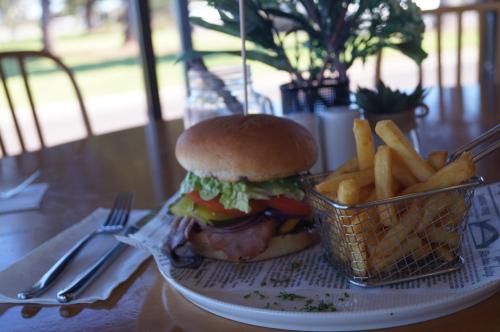 . The Beach Hotel Whyalla