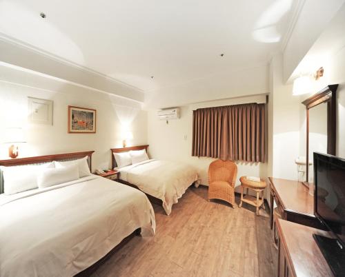 room detail thumbnail 2