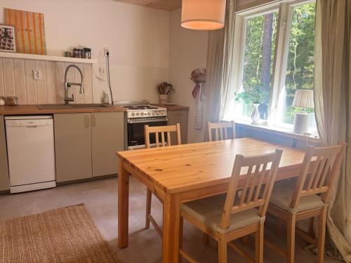 virtuve, Stuga Rödhake (Stuga Rodhake) in Annerstad
