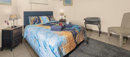 Bed and Breakfast Style Unit with 3 bedrooms and Free Parking in Jersey City, USA