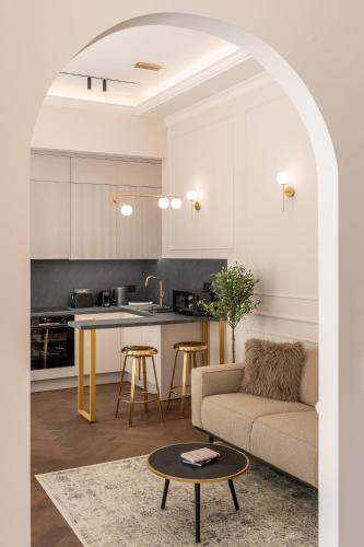 Diamond Boulevard Residence - image 10