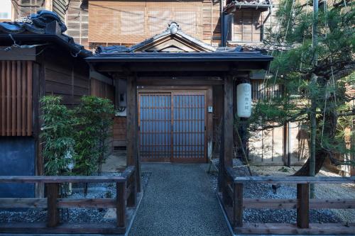 Entrance, Hikoso-machi Gin no Ma in Kanazawa
