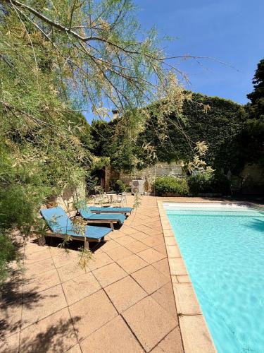 Villa authentique du 17e siècle avec piscine privée