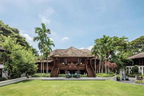 Exterior view, 137 Pillars House in Nawarat