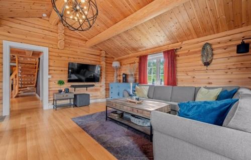 Amazing Home In Os I Østerdalen With Sauna in Os