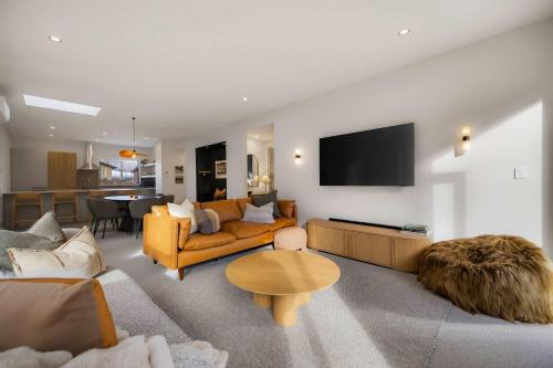 CedarStay Intimate spa hideaway CBD Luxury Villa - image 3