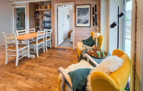 kuchyně, Lovely Home In Edland With Sauna in Edland