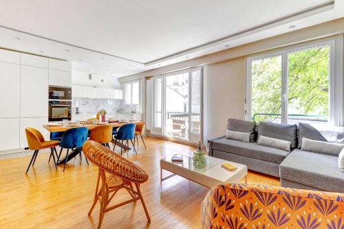 Appartement avec terrasse - Champs-Elysees