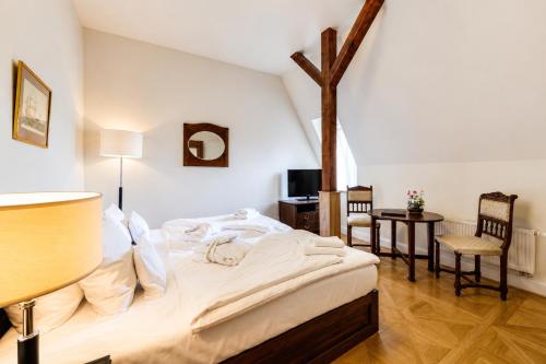2 twin beds