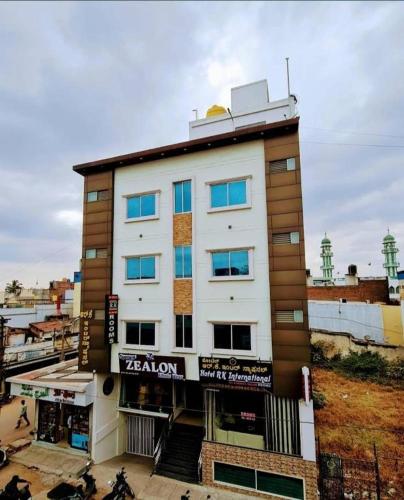 Hotel R K International - Mysuru Hotel R K International - Mysuru