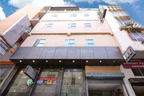 Hotel Grand Marina Near IGI Airport Delhi photo 3