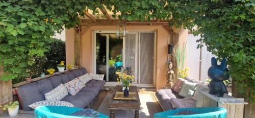 Villa patio d'artiste