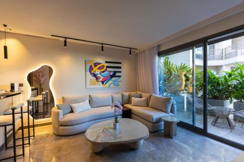 Anfa Superieur Premium Apartment Seaside, with Pool, Parking – khách sạn tại Sindibad