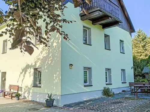 Apartment Wohnung in Kühberg mit Grill by Interhome in Bärenstein, Deutschland