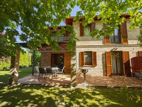 Holiday Home Toscana by Interhome – khách sạn tại Balatonszemes