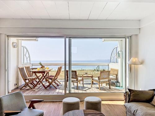 Apartment Madavoar by Interhome