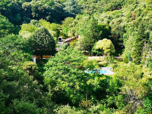 Viesnīcas āriene, Peaceful Retreat At The Foot Of Black Mountain in Caunes-Minervois