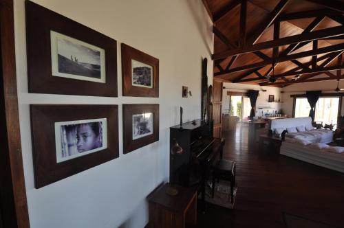 Shared lounge/TV area, Villa Claire in Toliara