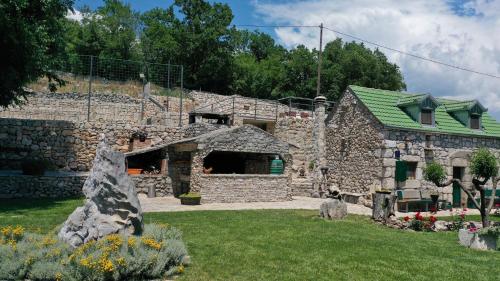 Iekārtas, Holiday Home Stari Dom Ivkosic by Villas Guide in Podbablje