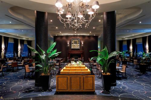 Restaurant, ANA Crowne Plaza Hotel Grand Court Nagoya By IHG in Kanayama