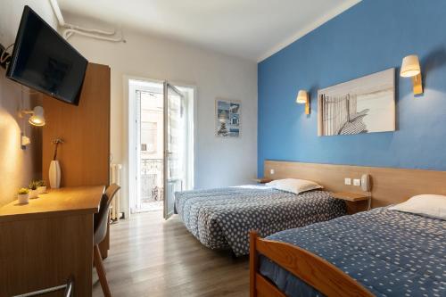 hotel photo