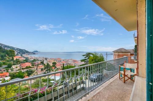 Simply Romantic Sea View - Happy Rentals