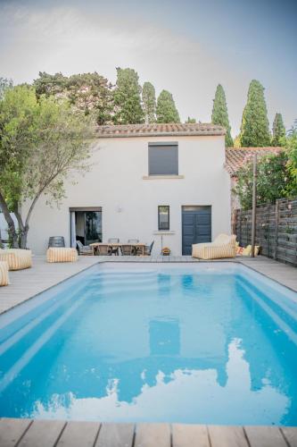 Maison Nomade piscine privée, parking et clim