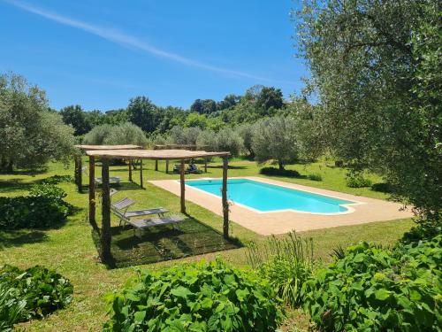 Bassein, Villa Flavia in Manziana