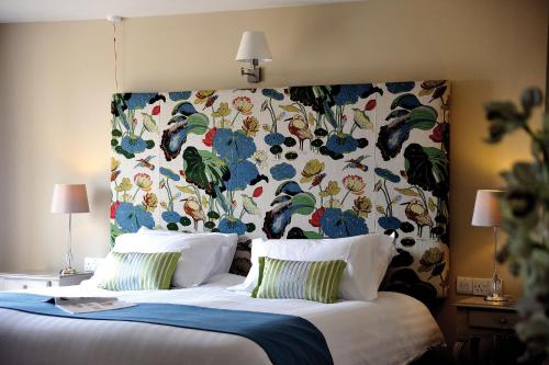 The Pheasant Pub at Gestingthorpe Stylish Boutique Rooms in The Coach House