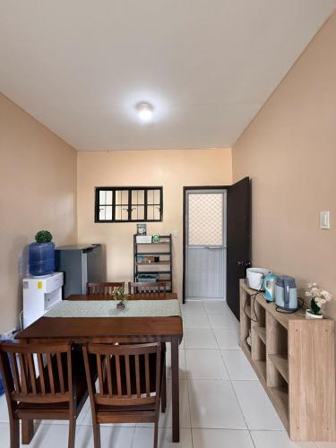 Sport e attività, Casa di 90 m² con 1 camera(e) e 1 bagno(i) privato(i) in zona Mati (Kan-mo Bay Homestay 2BR- near Dahican beach) in Mati