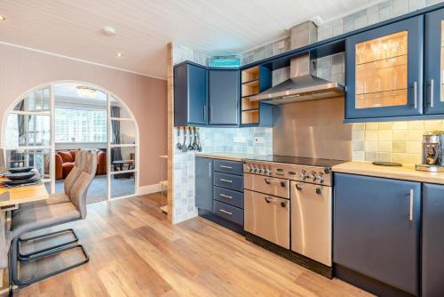 Iekārtas, 3 Bed in Skegness oc-b33460 in Burglemarša