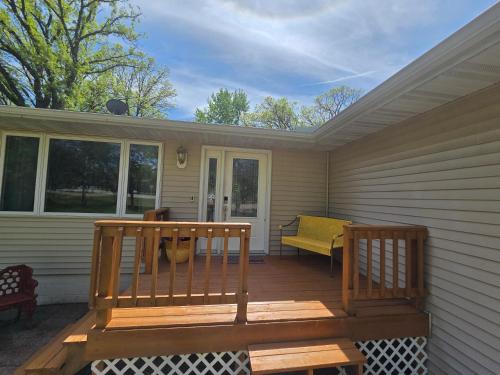 The Gathering House by Otter Tail Lake in Batlleika (MN)