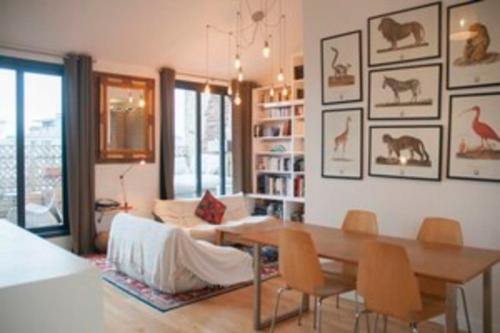 Duplex 124 M2 Avec Wifi Terrasse à Saint Ouen - Location saisonnière - Saint-Ouen-sur-Seine