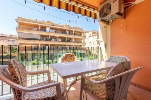 Global Vacacional, Apartamento familiar con piscina y excelente ubicacion en Canet de Berenguer