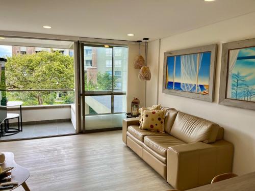 Luxury Suite, Daily Cleaning & Coffee
