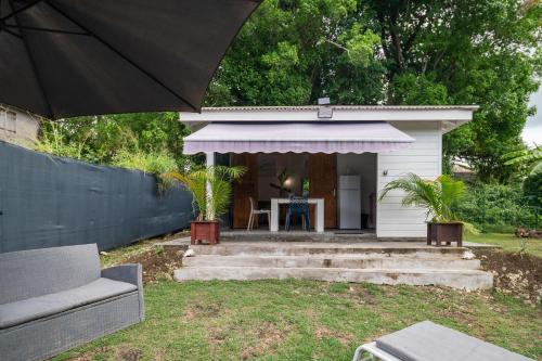 บริการและสิ่งอำนวยความสะดวก, Ti Papiyon - Bungalow cosy pour 2 in บัว โฌลอง